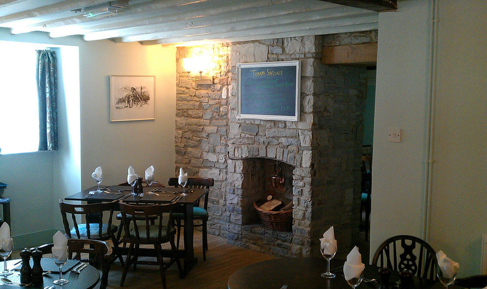 Mildmay Arms Queen Camel Εξωτερικό φωτογραφία